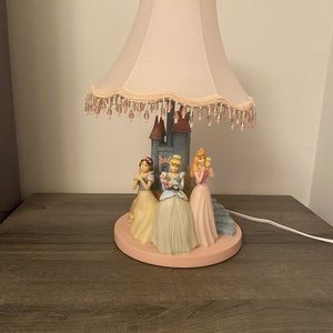 Disney Princesses lamp x2 with shade